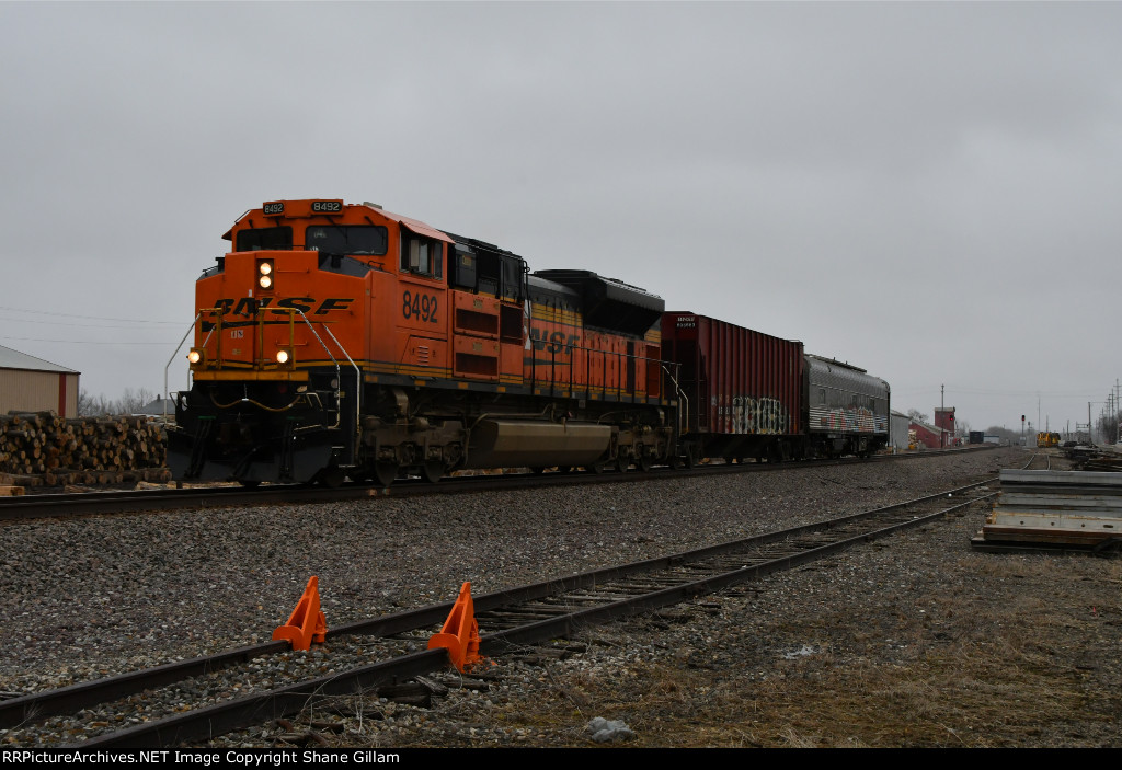 BNSF 8492